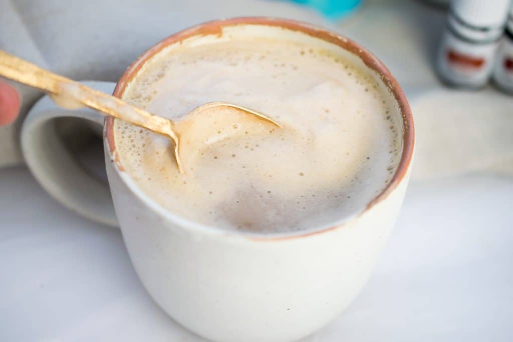 Sugar Free Spiced Chai Latte | The Castaway Kitchen