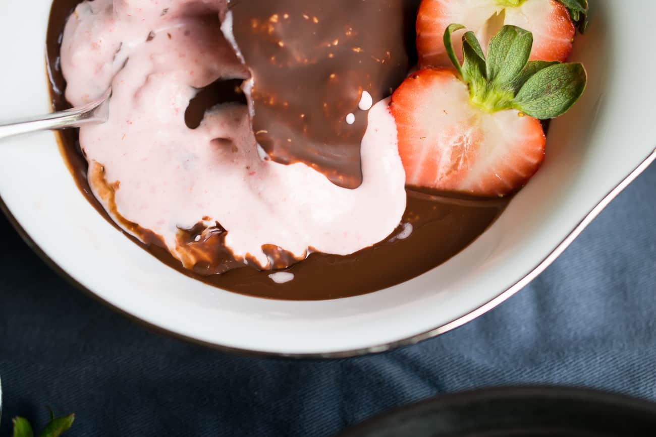 Blender Strawberry Ice Cream (Paleo, Low Carb, AIP, GAPS) - Eat Beautiful