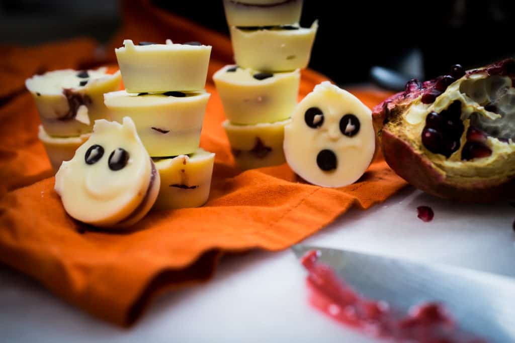 https://thecastawaykitchen.com/wp-content/uploads/2020/10/homemade_halloween_candy9-1024x683.jpg